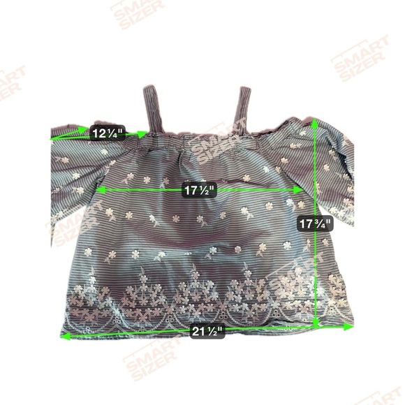 Elegant Blue Striped Blouse with White Floral Details - Picture 12 of 12